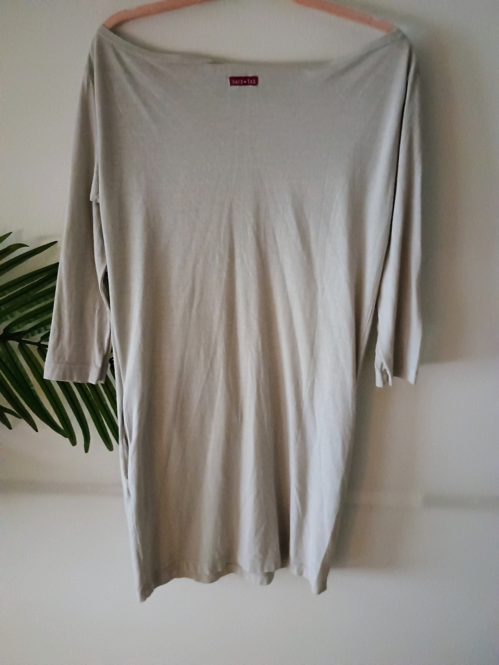 Hard Tail Light Gray Beige Boatneck Tunic Long Sleeve Shift Dress Medium - Picture 2 of 6